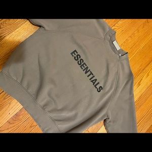 Fear of God Essentials Crewneck Sweatshirt Gray Cement Mens Size Small